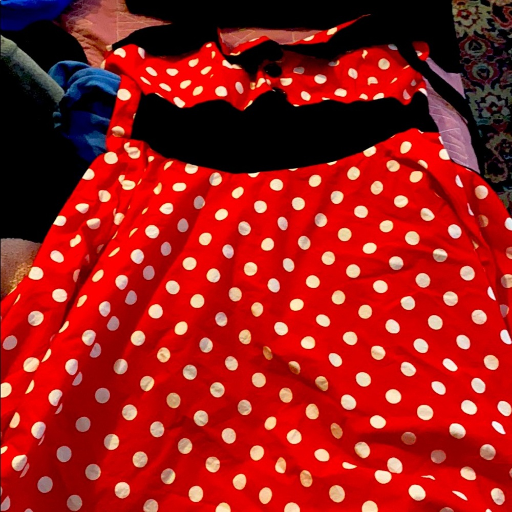 Fifties chic polka dot pinup dress